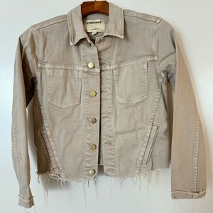 L'AGENCE Janelle Cotton-Blend Denim Jacket
Size Small. Color: Biscuit.